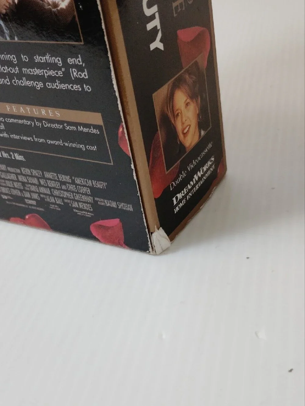 12 For $8 Dreamworks American Beauty VHS Tape Set - Counts As ONE VHS In Bundle